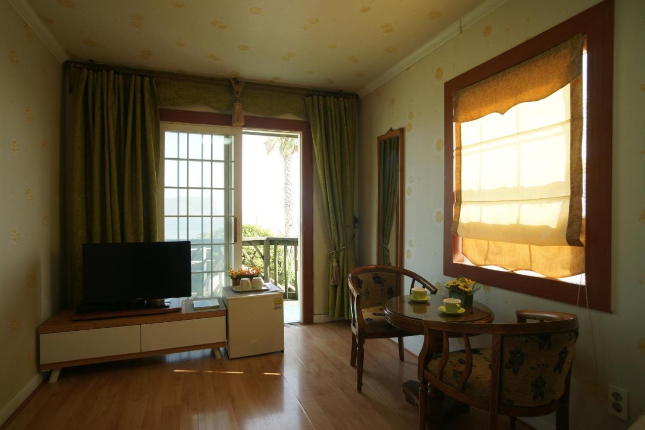 Eurohouse Villa Szogüpho Kültér fotó